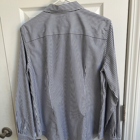 Talbots fitted blouse - Picture 2 of 2